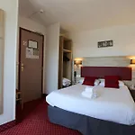 Brit Bleu Nuit Hotel Saintes