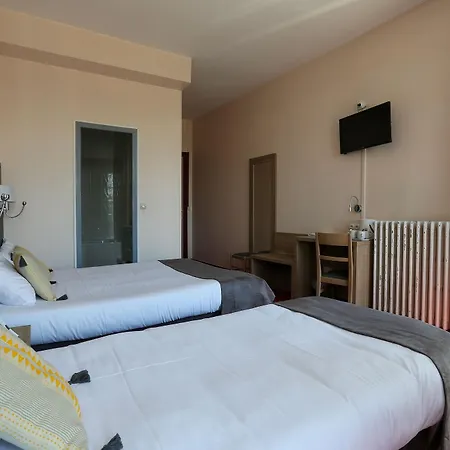 Brit Bleu Nuit Отель