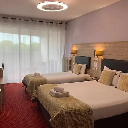 蓝色之夜布里特酒店 桑特