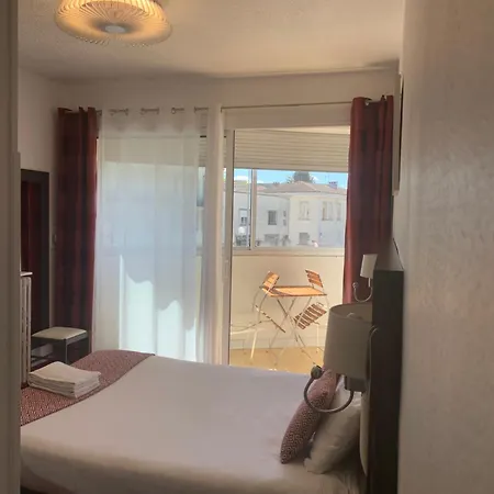 酒店 蓝色之夜布里特酒店 桑特