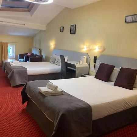 蓝色之夜布里特酒店 酒店 桑特