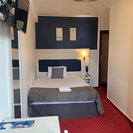 Brit Bleu Nuit Отель 3*