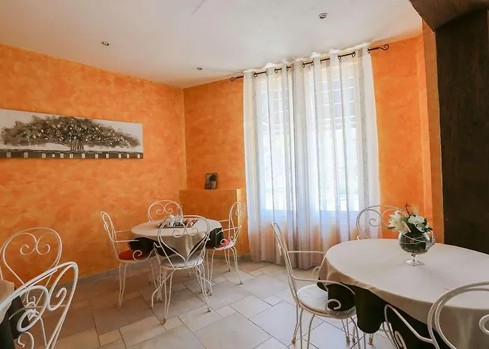 Brit Bleu Nuit Otel 3*