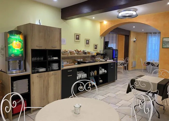 Brit Bleu Nuit 3* Saintes