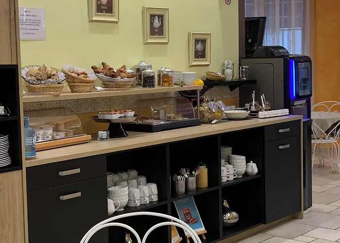 Brit Bleu Nuit Hotel