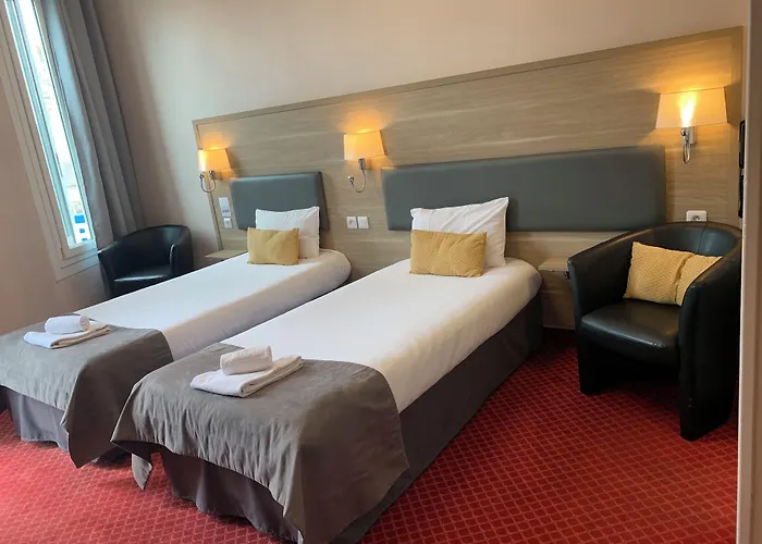 Hotel Brit Bleu Nuit Saintes
