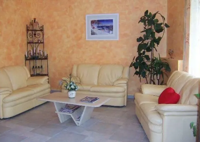 Brit Bleu Nuit Hotel 3*