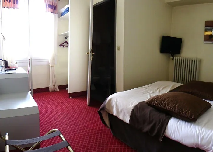 Brit Bleu Nuit Hotel Saintes